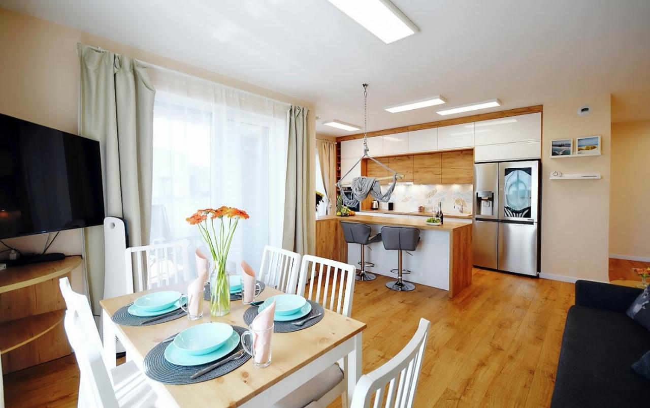 Апартаменты Apartament Premium Mikiniki Колобжег Экстерьер фото