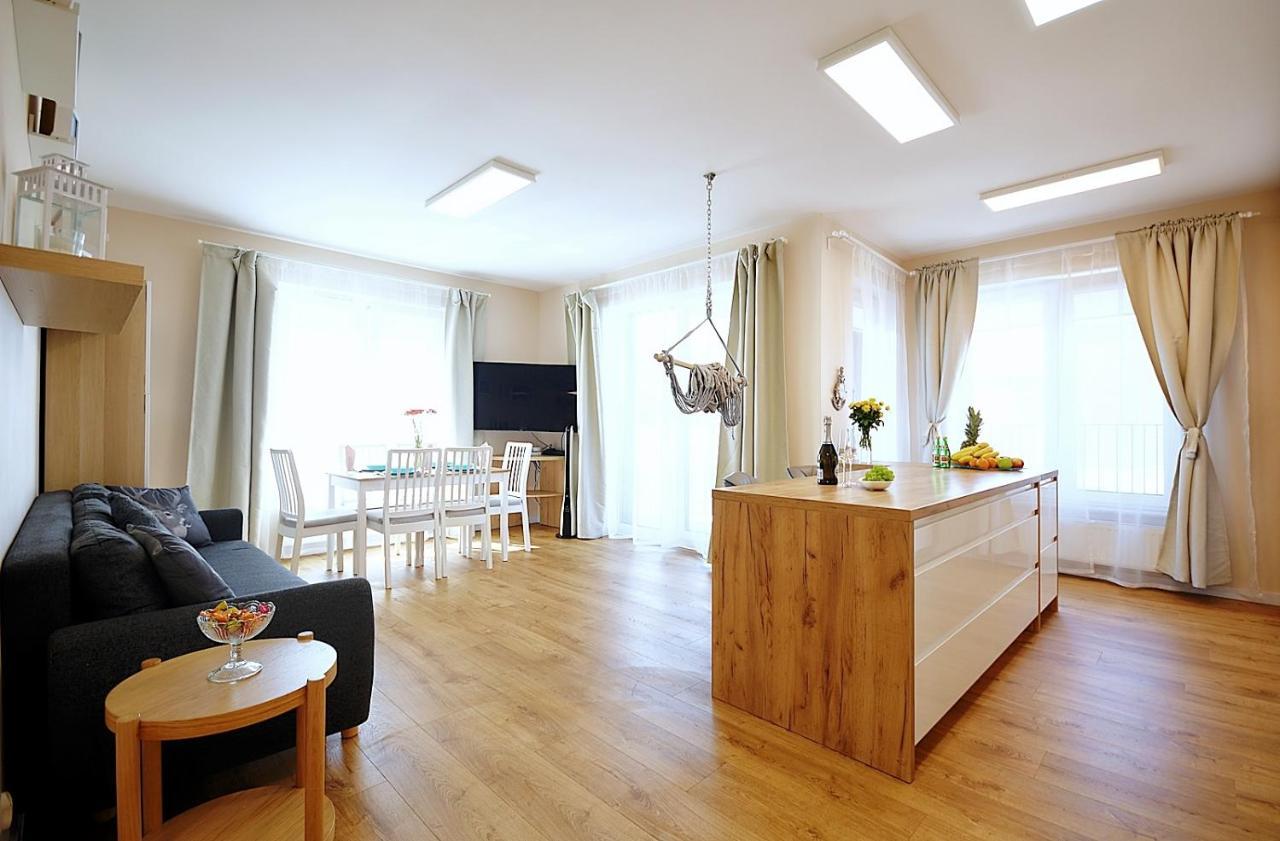 Апартаменты Apartament Premium Mikiniki Колобжег Экстерьер фото